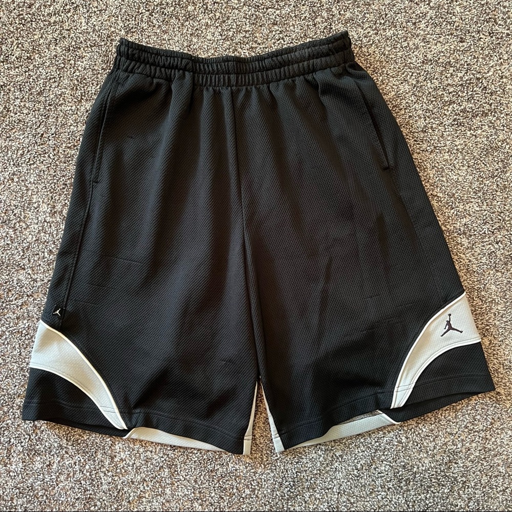 Jordan Brand | Mens Black & Grey Basketball Shorts